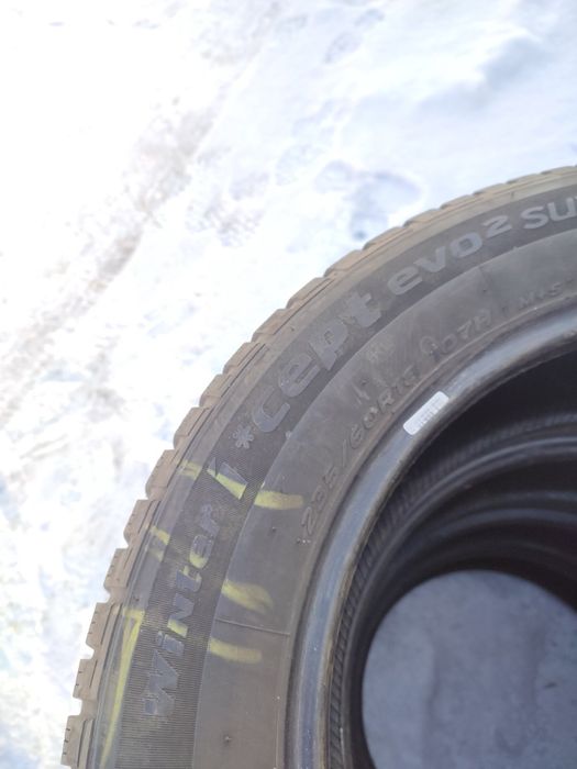 18 235/60 Hankook Winter Iceptevo2 шини зимові