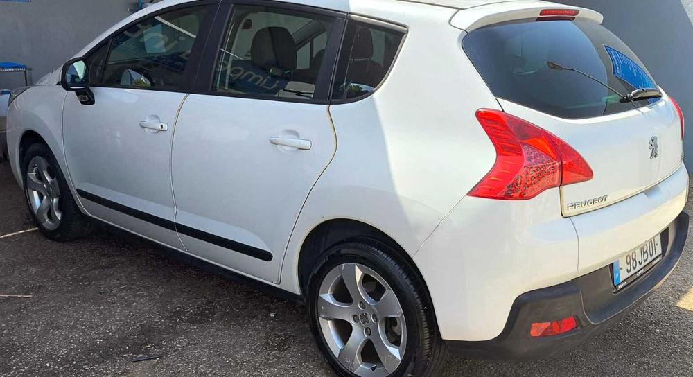 Peugeot 3008 1.6 HDi, 110 cv