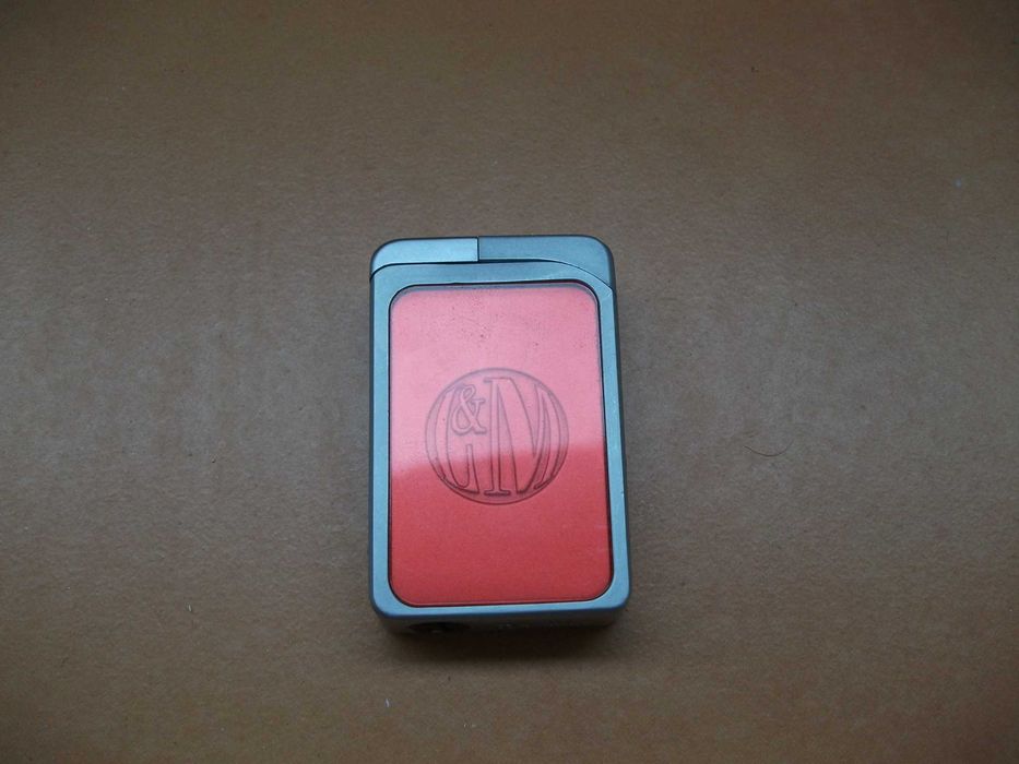 Isqueiro publicitário da L&M para colectionadores