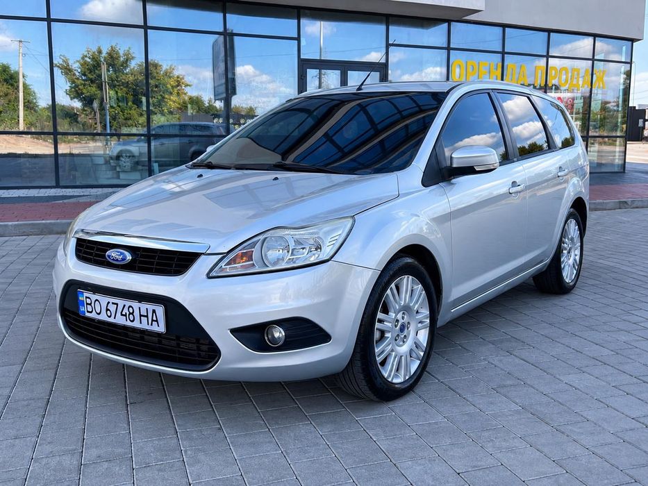 Ford Focus 2010 року