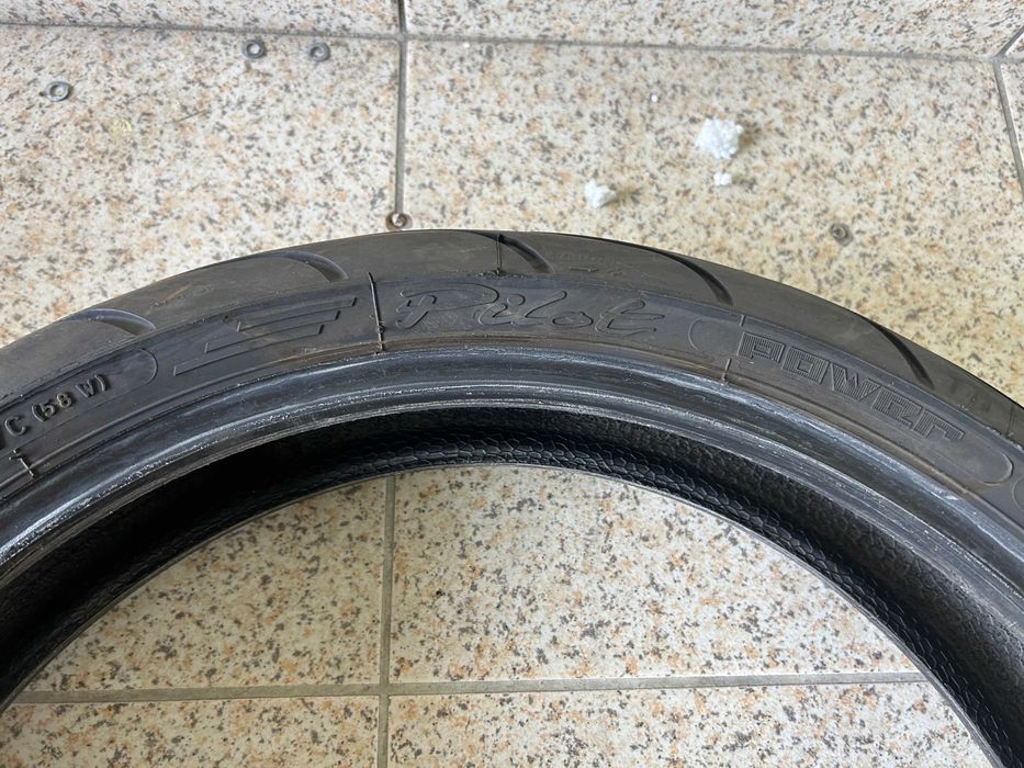 Pneus moto estrada Michelin e Bridgestone