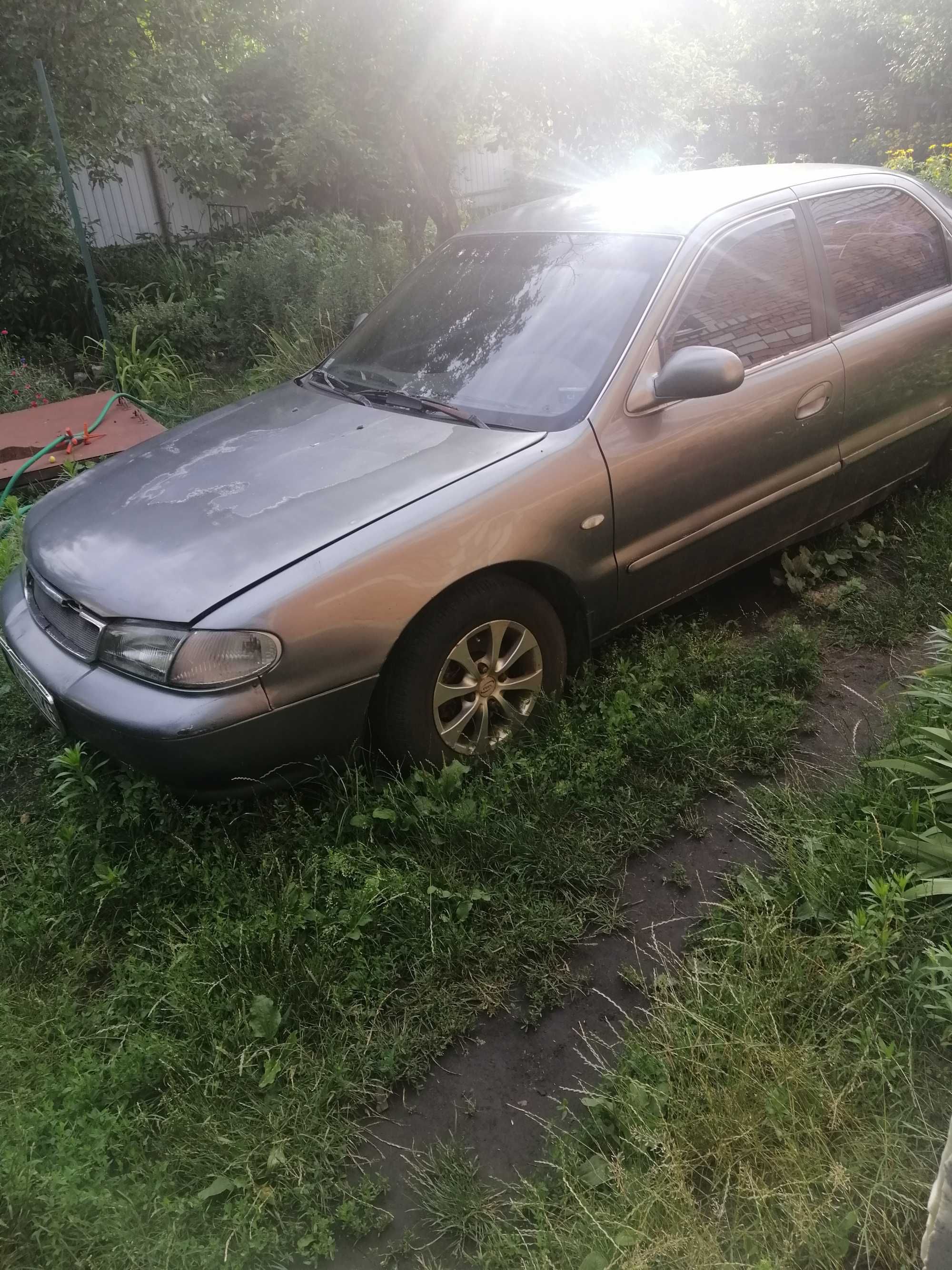 KIA Avella 1997 yil 180TR 177 000 km. 1,5 litr 90 l. Mexanikasi -- 89604654286 -