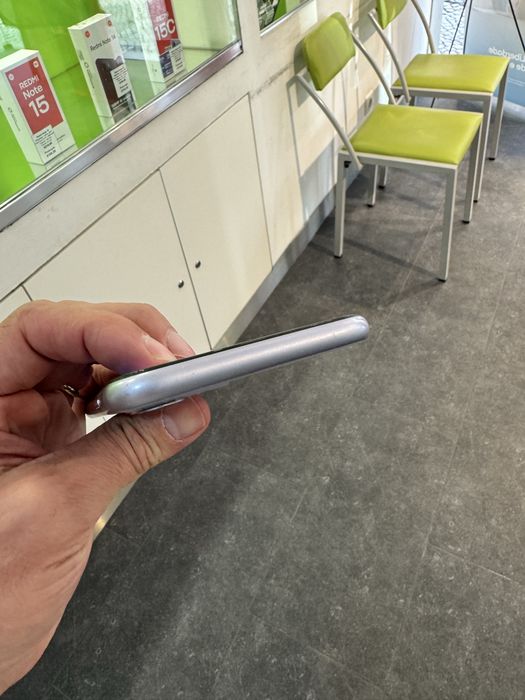 iPhone 11 64GB - Garantia