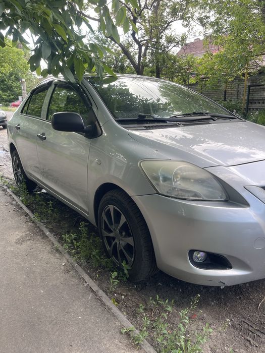 Toyota Yaris 2006р
