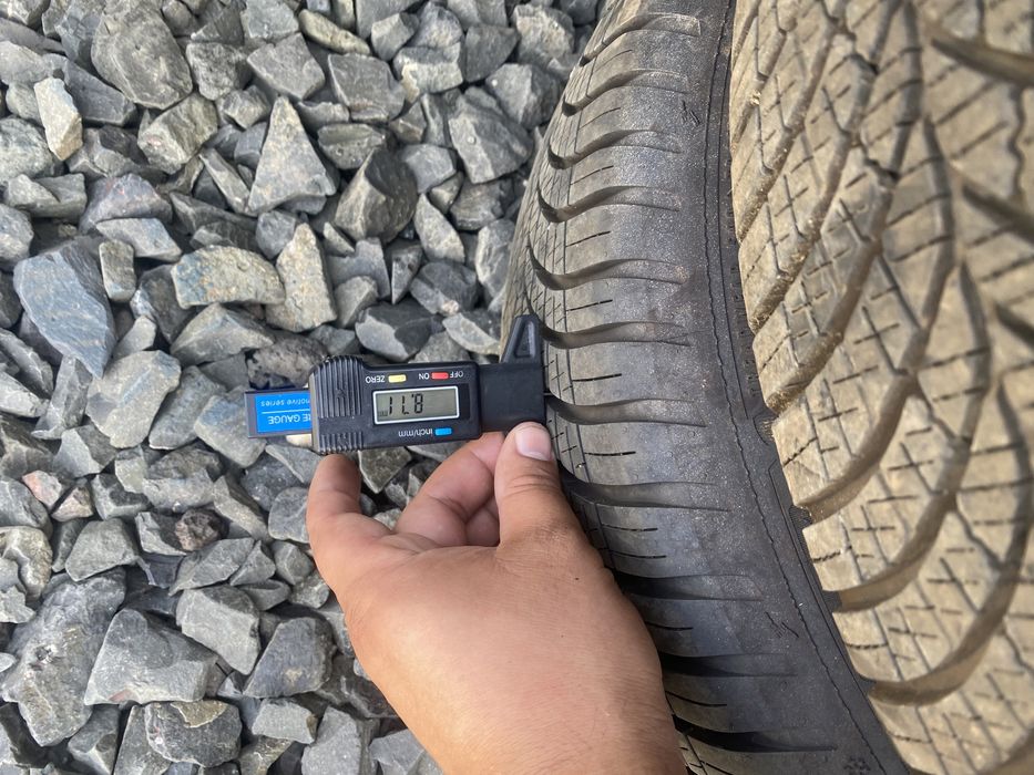 Резину Goodyear 8.5 мм в комплекті з дисками до ваг групи.резина