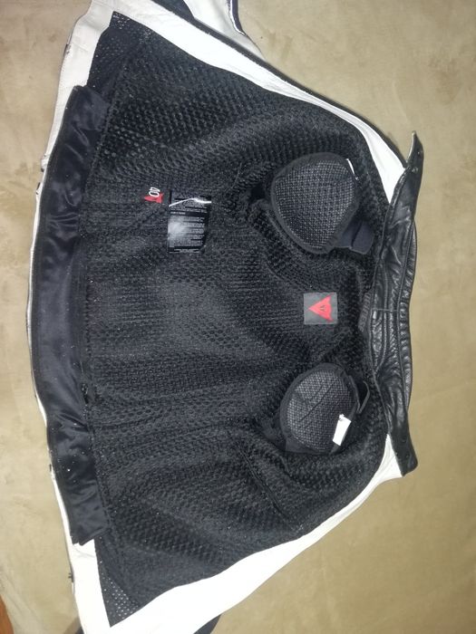 Vendo casaco em pele Dainese