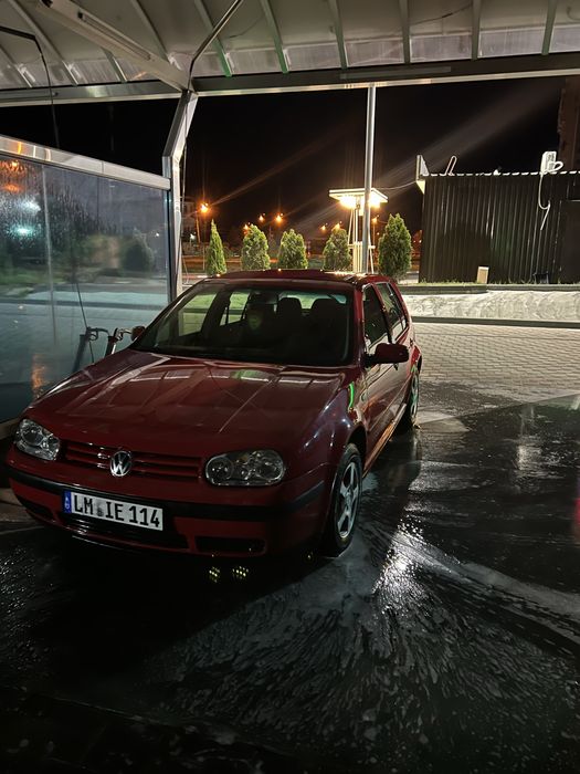 Автомобіль Golf 4 1.4 16V