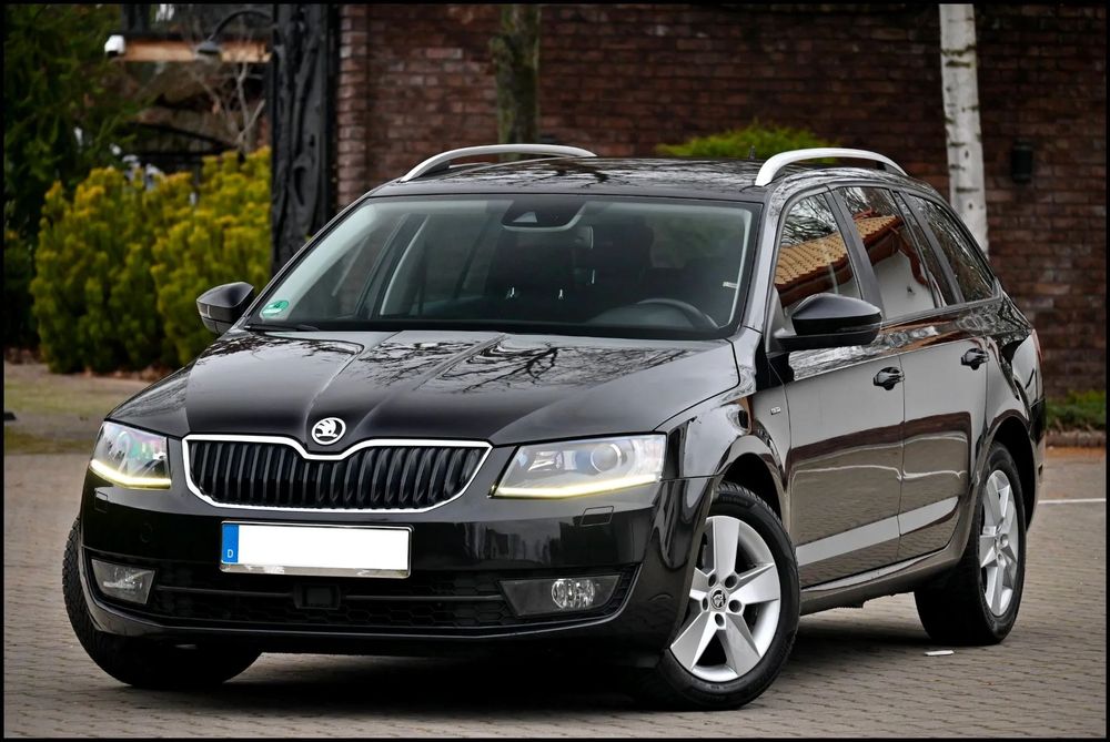 Skoda Octavia 2.0TDI 150KM 16r JOY NAVI BiXenonLED RadarACC LineAssist el.KLAPA zDE!