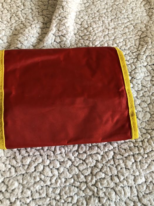 Bolsa estojo com 3 divisões