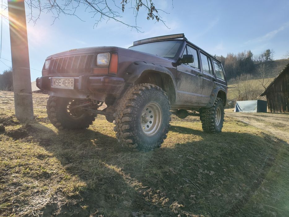 Jeep Cherokee xj 4.0lpg lift 4,5"