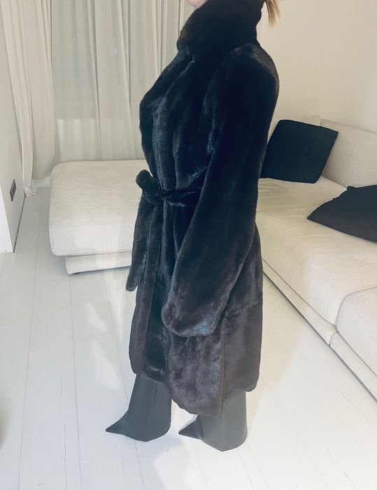 Продается норковая шуба Blackglama