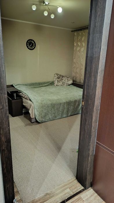 Продам 3 кімнати в будинку готельного типу (Аеропорт)