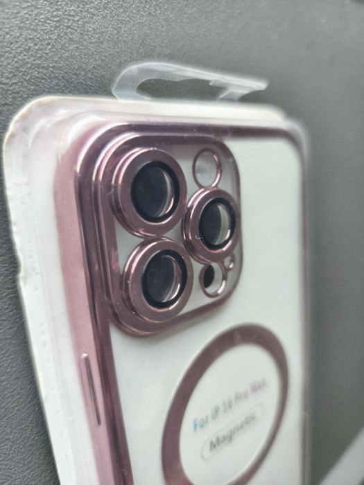 Capa Transparente MagSafe Rosa Metalizado – iPhone 16 Pro Max (Nova)