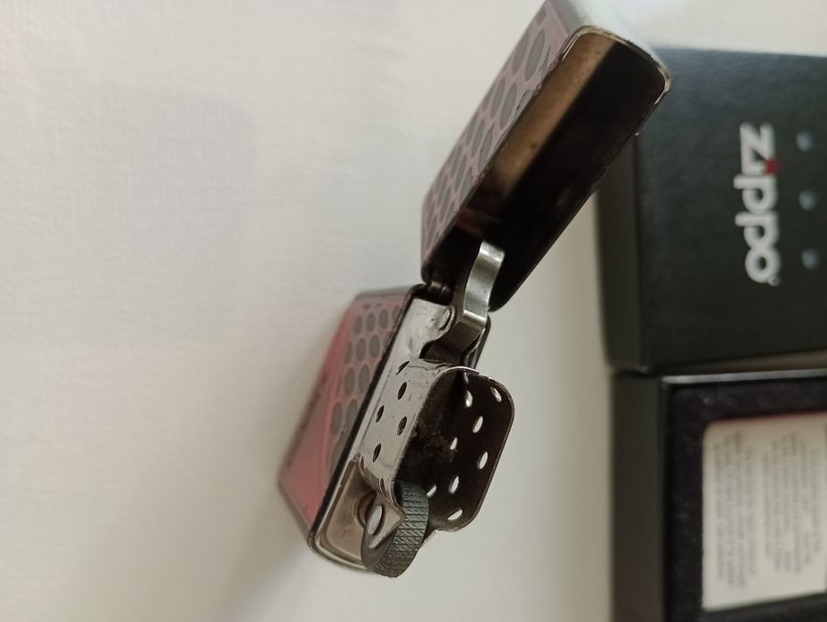 Zapalniczka benzynowa Zippo