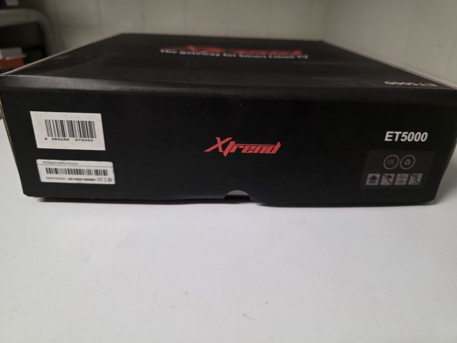 Recetor Satélite Xtrend ET5000 e ET6000 Enigma 2 (DVB-S2] em Caixa