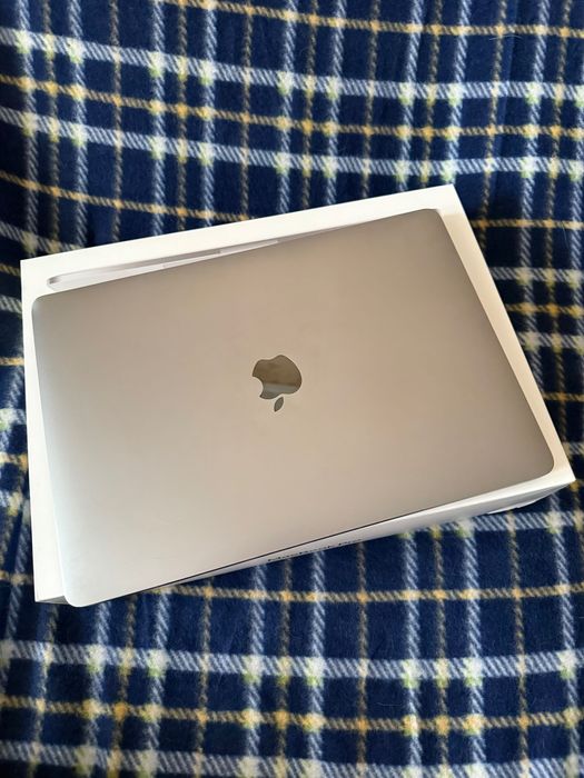 Macbook pro 13 16/512 M1 официальный!