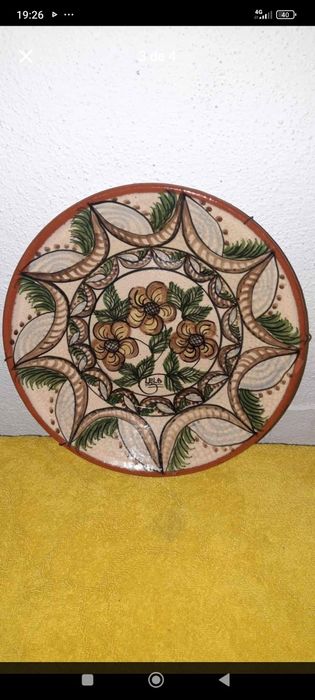 A Vintage Plate426578897839728640