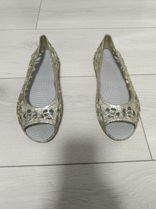 Підліткові жіночі балетки CROCS