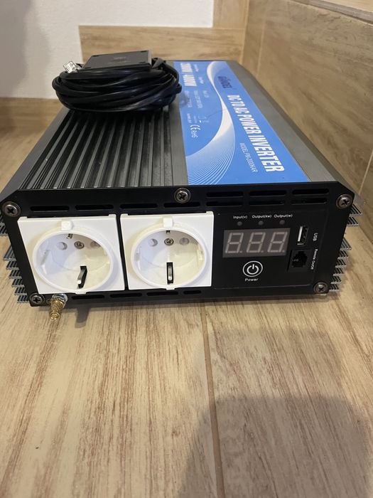 Инвертор напряжения Giandel 4000W 12V в 220V