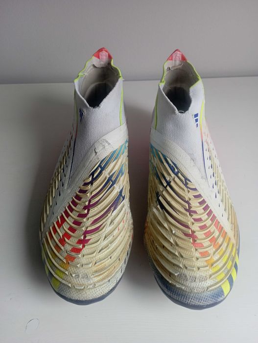 Buty piłkarskie 41 1/3 Adidas Predator Edge+ FG GW1040 Al Rihla 2022