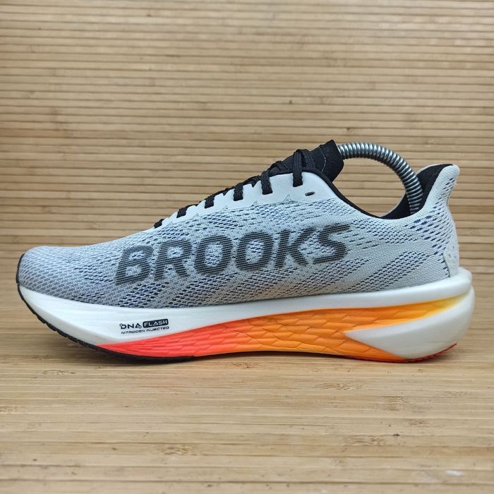 Кросівки Brooks Hyperion 2 Розмір 42 (26,5 см.)