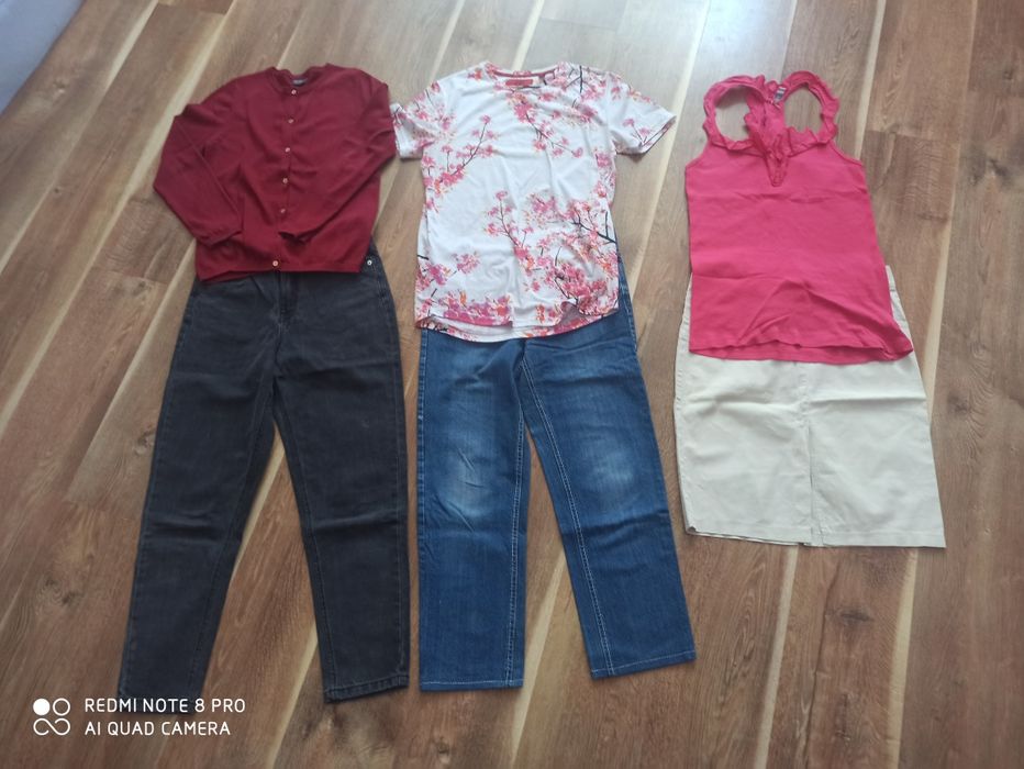 Жіночий одяг (розмір М-Л)