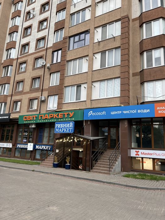 Оренда комерційного приміщення 75 м² / Високий клієнтський потік