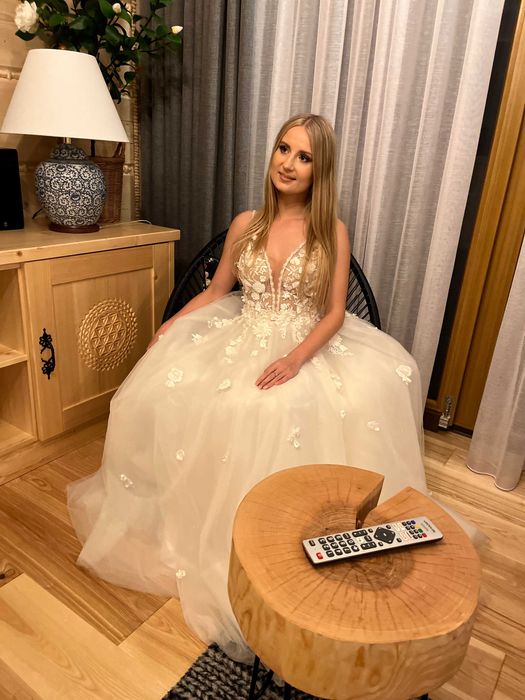 Piękna Suknia Ślubna