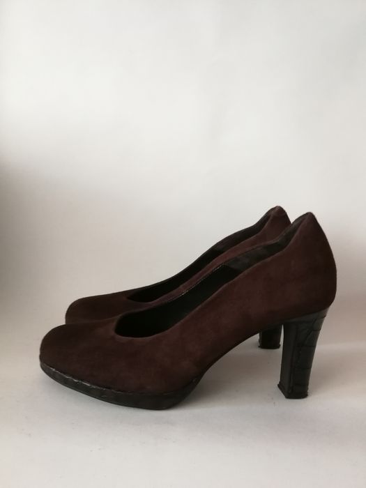 Sapatos: Sommits, Guess, Perlato