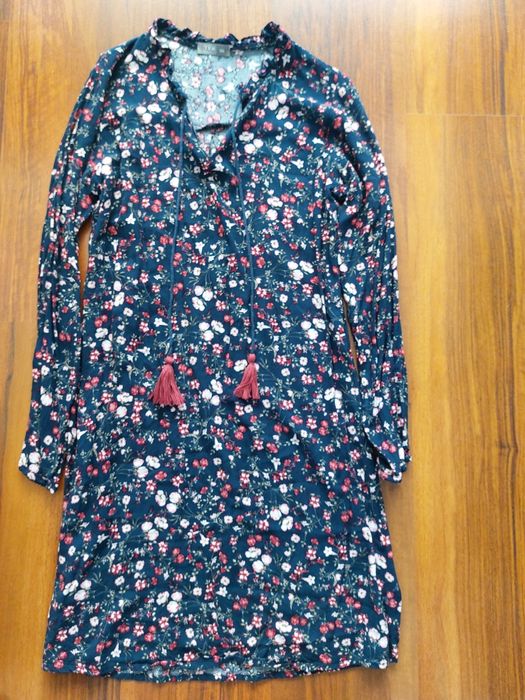 Sukienka w kwiatki s