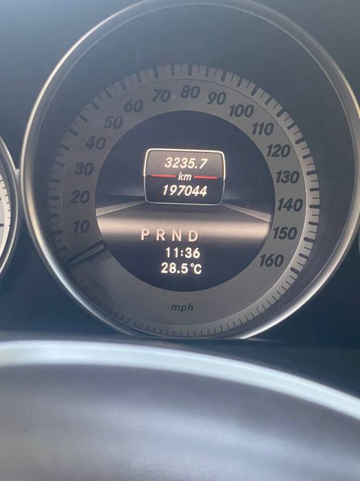 Mersedes C 300 2013 год