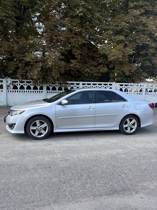 Toyota camry 50 se