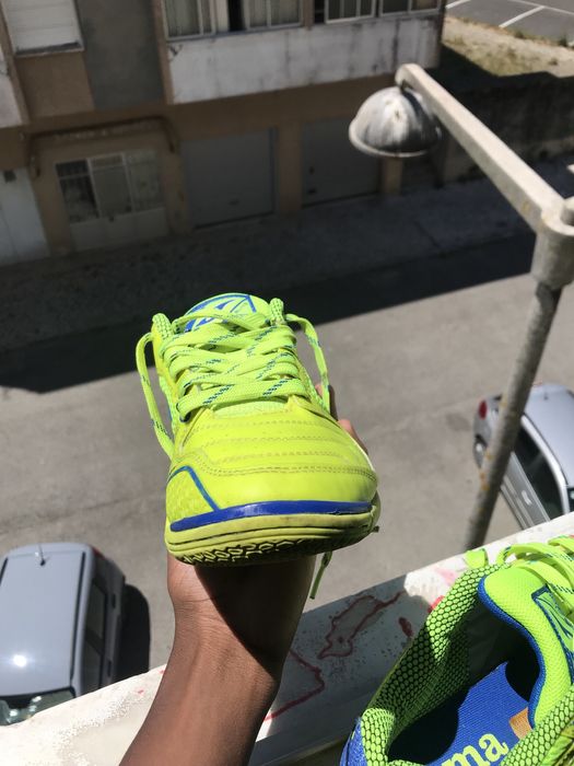 chuteiras/Botas de futsal profissional