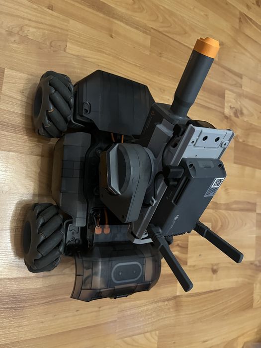 DJI RoboMaster S1 робот