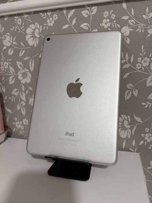 Планшет Apple Ipad Mini 2 32Gb