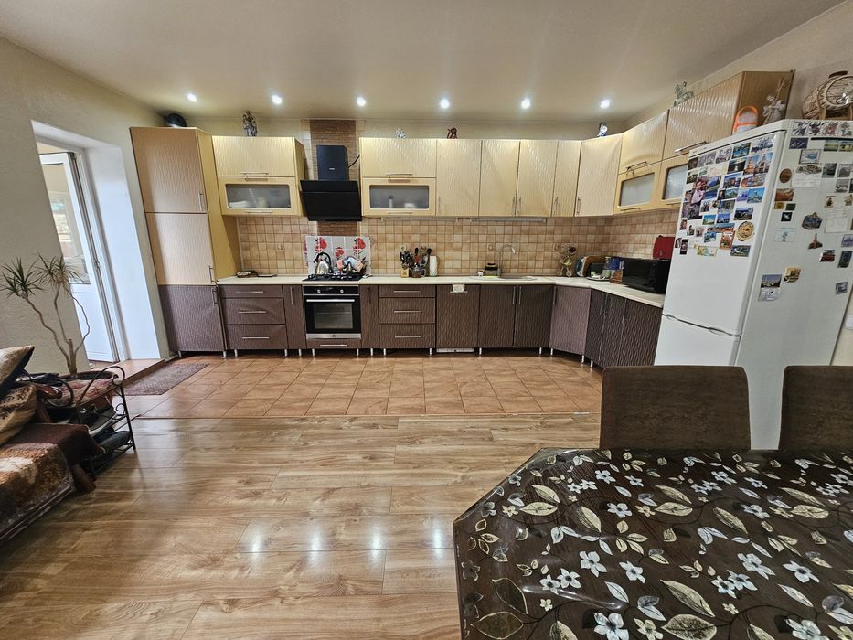 Продам дом в пригороде Одессы