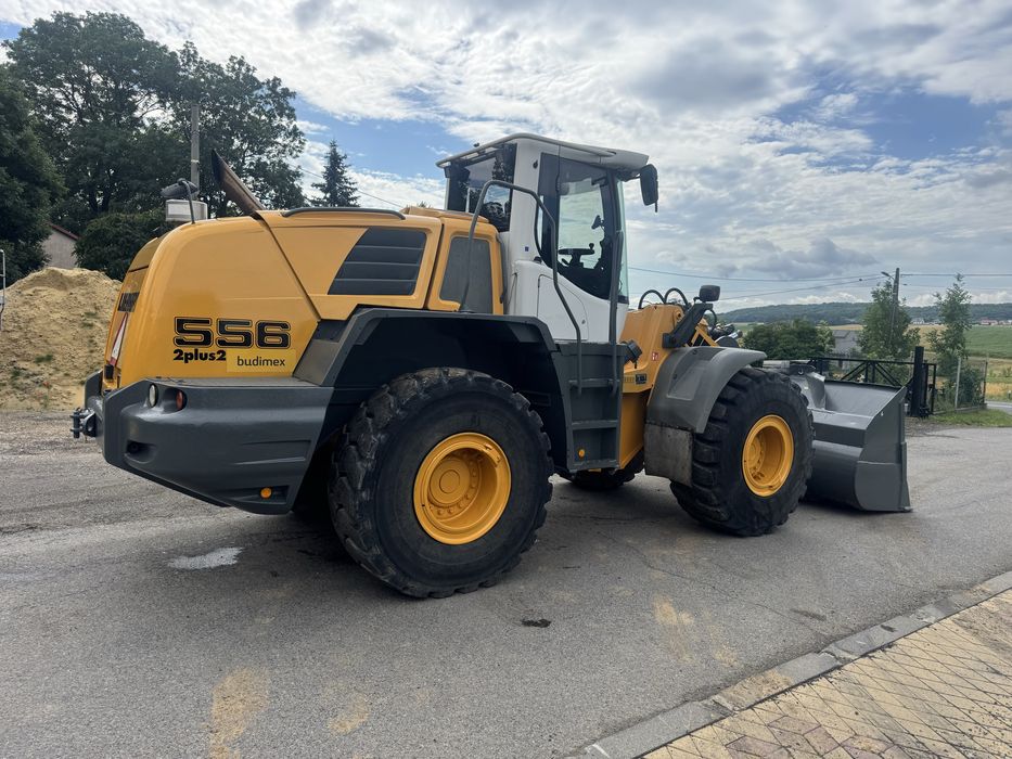 Ładowarka Liebherr 556 z wagą