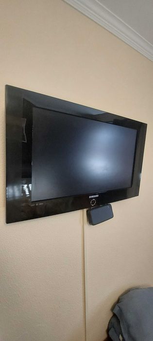 Vendo Tv Lcd Samsung  e descodificador