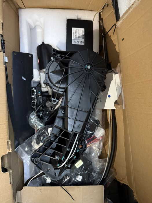 Kit de Conversão para Porta de Correr Elétrica – Mercedes-Benz Viano (Novo)