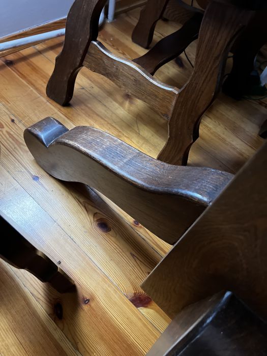 Stół holenderski na jednej nodze