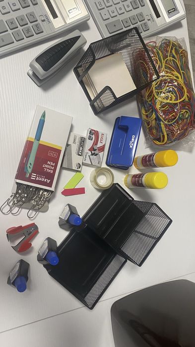 Канцтовары, калькуляторы