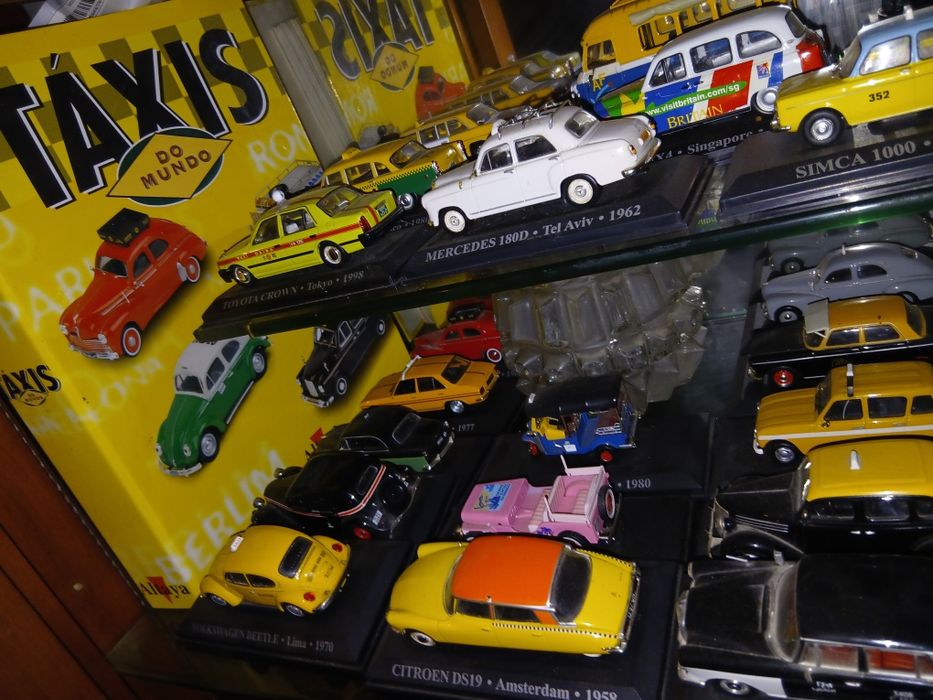 Coleção 50 Taxis escala 1,43  por 275 €