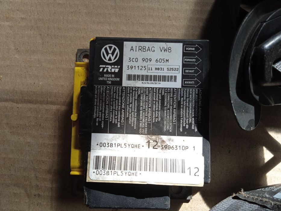 Блок управління двигателем мозги ЄБУ Volkswagen Passat B6 2.0 tdi