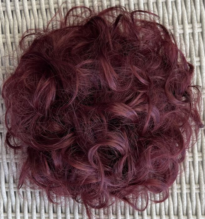 Premium Ultra włosy doczepiane, mahoń, kok z grzebieniami 3.