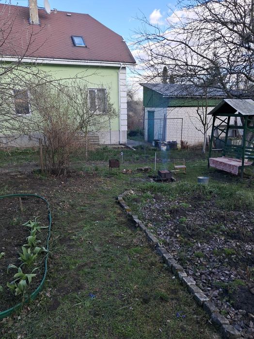 До продажу дача в с.Стоянка