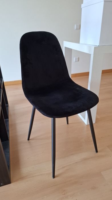Cadeira de sala de jantar em veludo