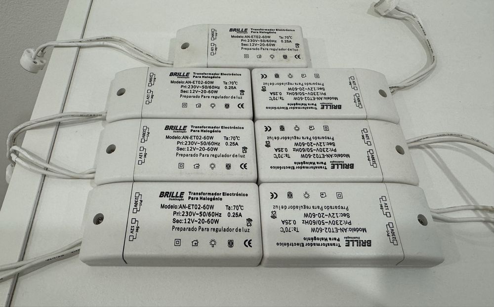 Apliques para embutir com luzes, casquilho e transformador