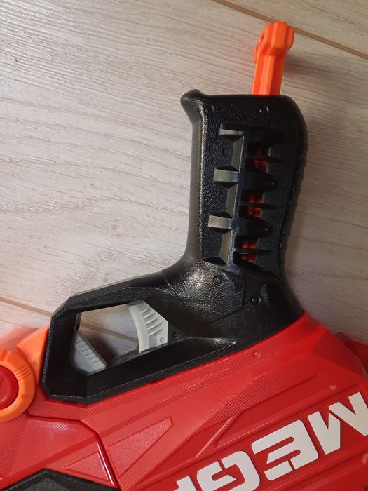 Продаю бластери NERF