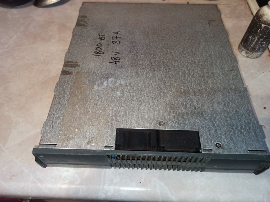 Мощный блок питания зарядное Flatpack 48v 37a 1800w а также 24в 50а