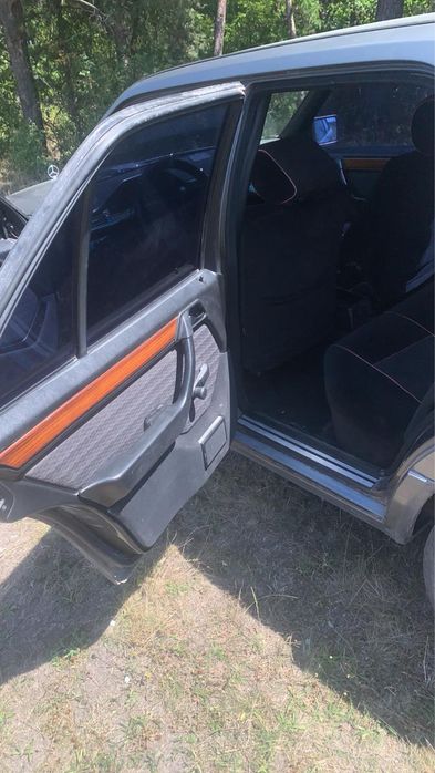 Продам Мерседес 124